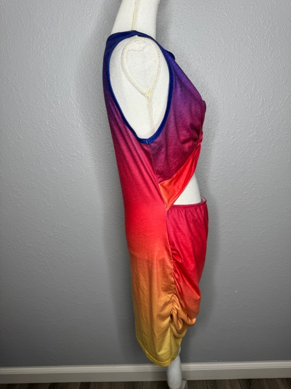 Sleeveless Hollow out Twist Bodycon Dress Ombre Rainbow XL casual or nightlife - Picture 6 of 13